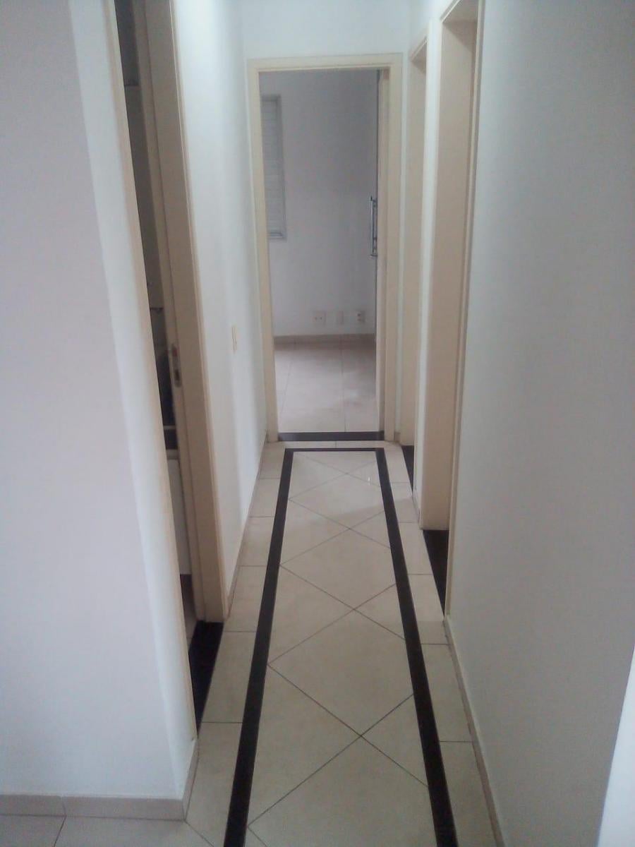 Apartamento à venda,com 3dormitorios,1 suite,armarios embutidos , sacada, prximo do parque, Cambuci
