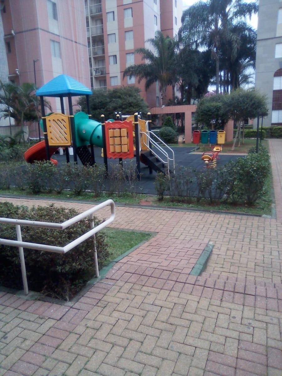 Apartamento à venda,com 3dormitorios,1 suite,armarios embutidos , sacada, prximo do parque, Cambuci