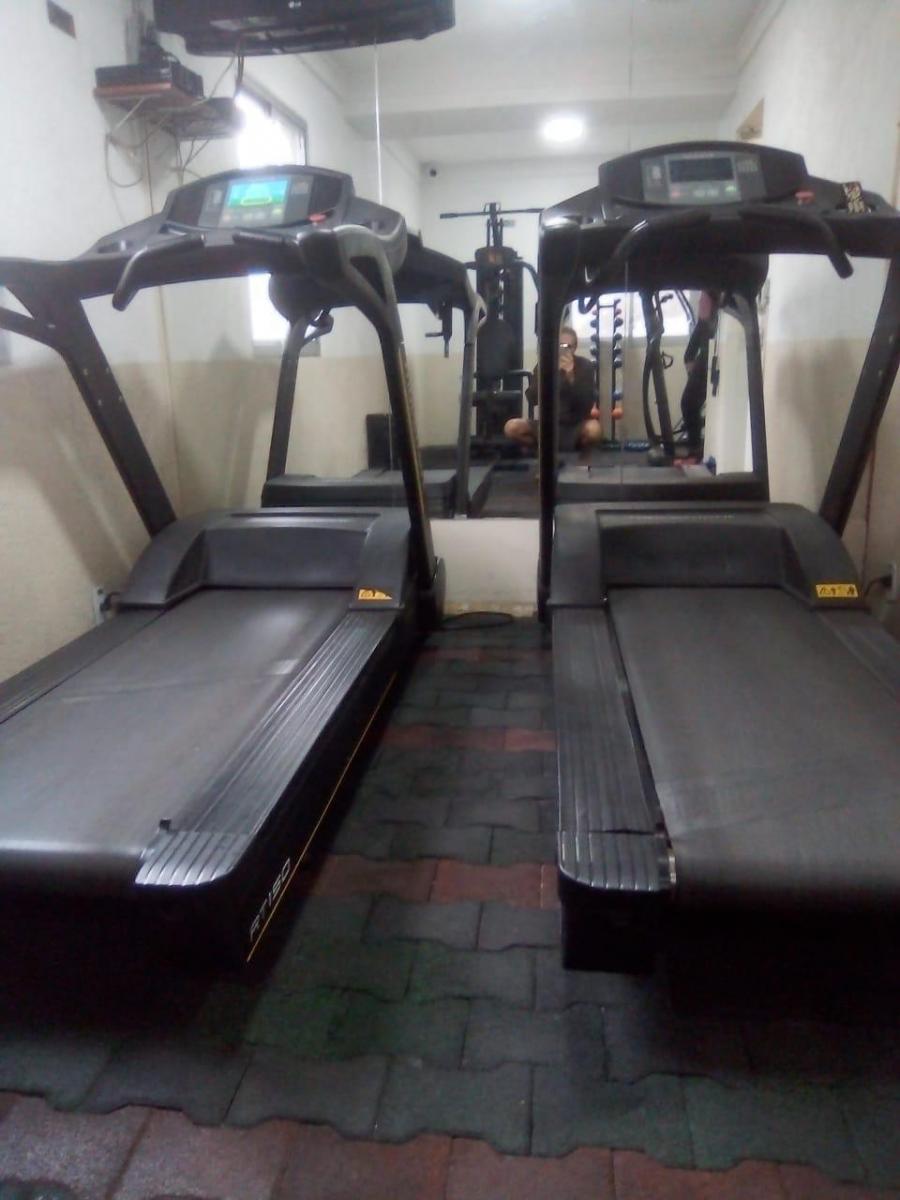 Apartamento à venda,com 3dormitorios,1 suite,armarios embutidos , sacada, prximo do parque, Cambuci