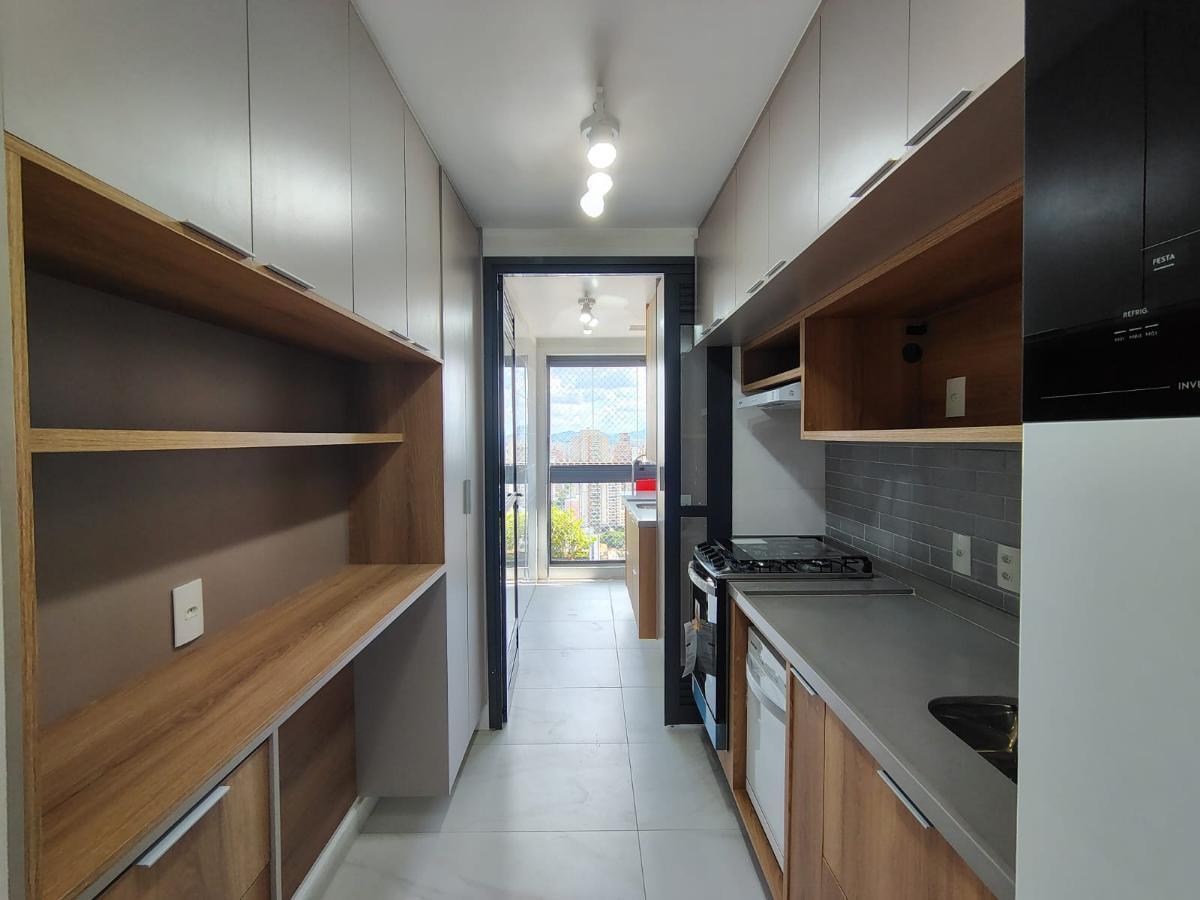 Funcional apartamento tipo para locação em Perdizes com 3 quartos, sendo 3 suítes, 105m² – remaxterr