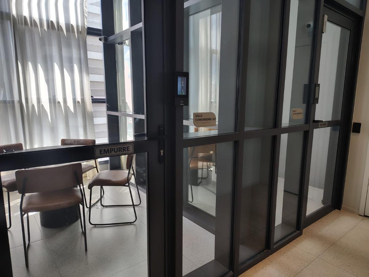 Funcional apartamento tipo para locação em Perdizes com 3 quartos, sendo 3 suítes, 105m² – remaxterr