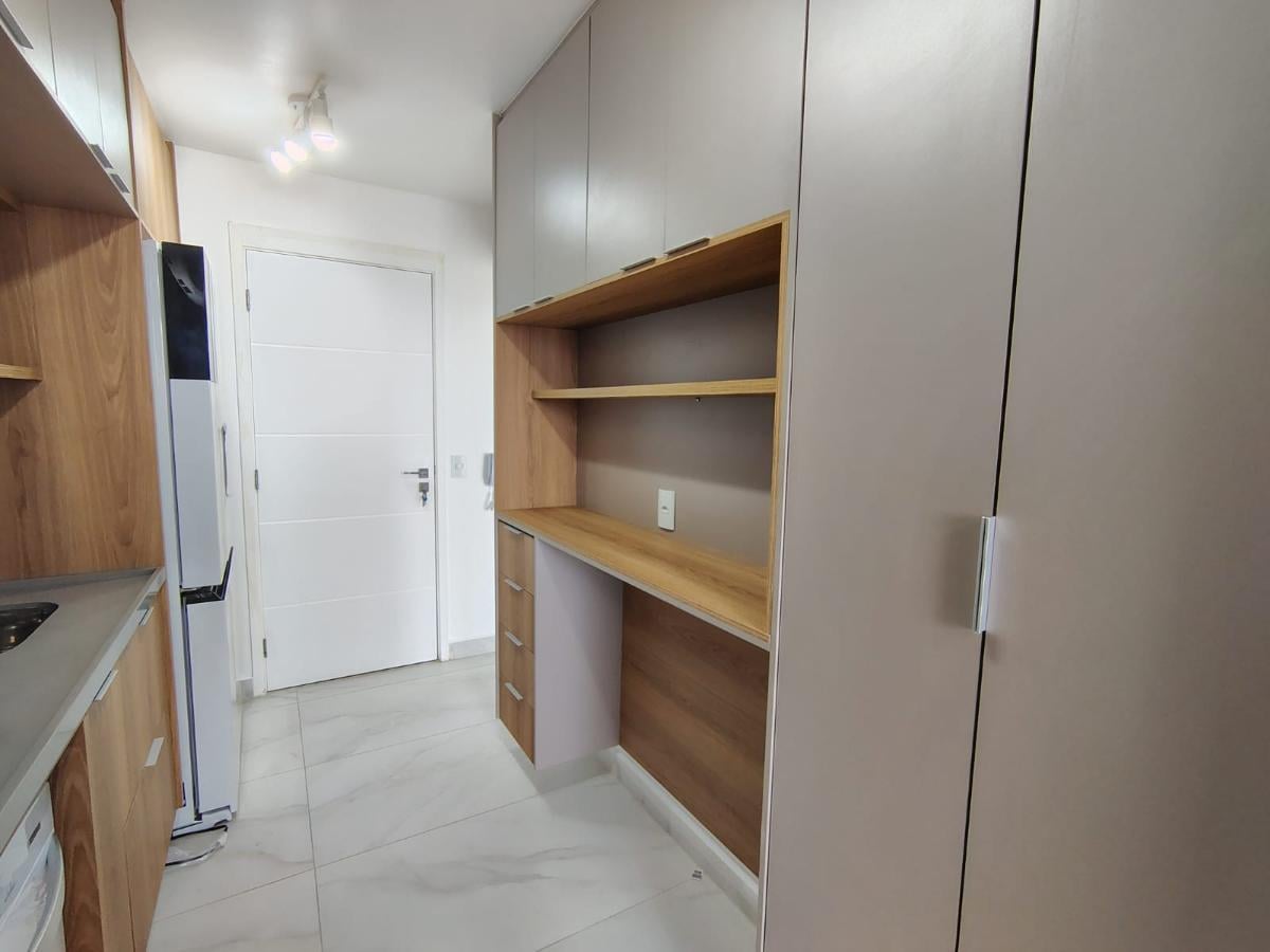 Funcional apartamento tipo para locação em Perdizes com 3 quartos, sendo 3 suítes, 105m² – remaxterr