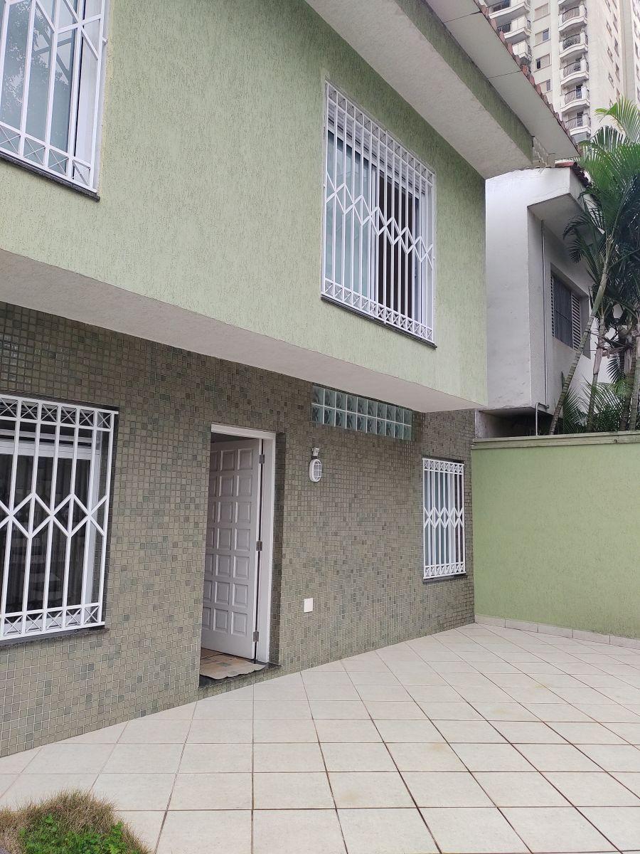 Sobrado – 188 M² – 4 Dormitórios – 3 Vagas e Quintal – Próximo Metrô Estação Eucaliptos