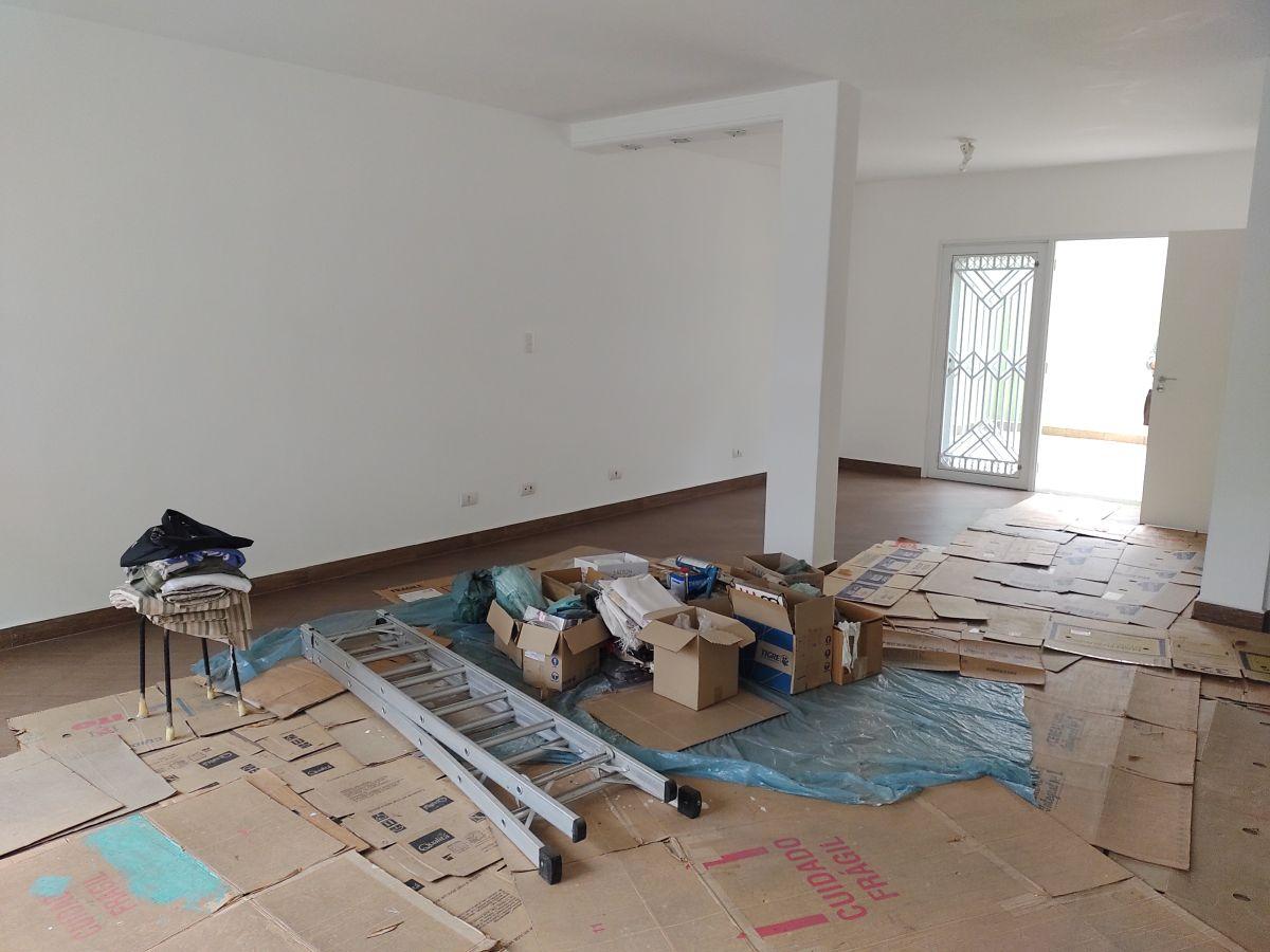 Sobrado – 188 M² – 4 Dormitórios – 3 Vagas e Quintal – Próximo Metrô Estação Eucaliptos