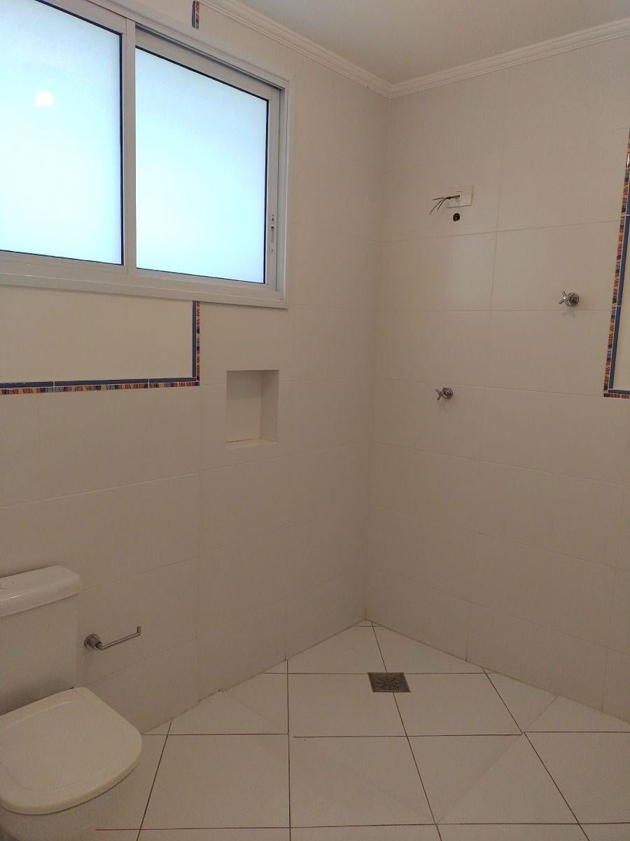 Sobrado – 188 M² – 4 Dormitórios – 3 Vagas e Quintal – Próximo Metrô Estação Eucaliptos