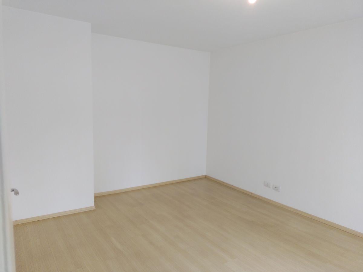 Sobrado – 188 M² – 4 Dormitórios – 3 Vagas e Quintal – Próximo Metrô Estação Eucaliptos
