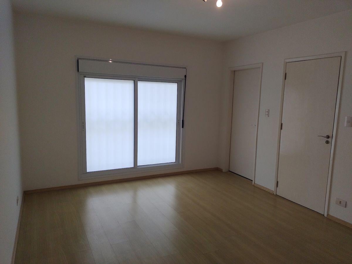Sobrado – 188 M² – 4 Dormitórios – 3 Vagas e Quintal – Próximo Metrô Estação Eucaliptos