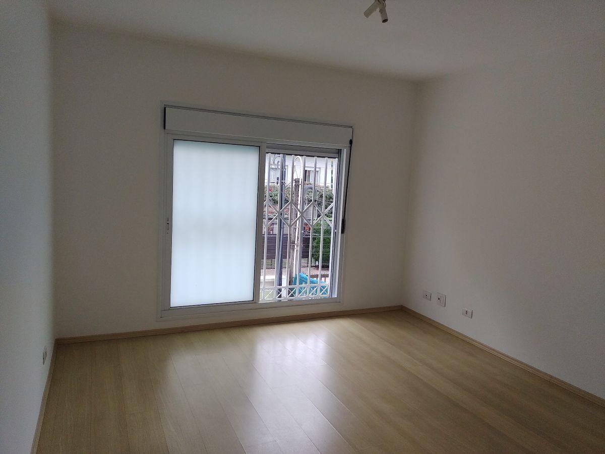 Sobrado – 188 M² – 4 Dormitórios – 3 Vagas e Quintal – Próximo Metrô Estação Eucaliptos
