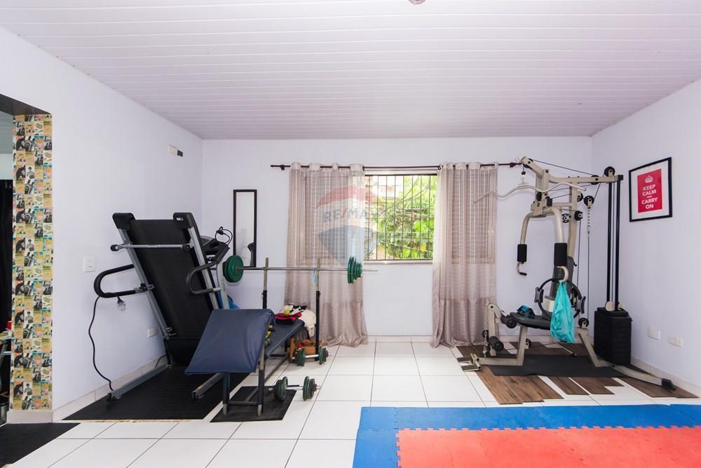 Casa para venda em Ipiranga com 4 quartos, sendo 1 suíte , 196m²
