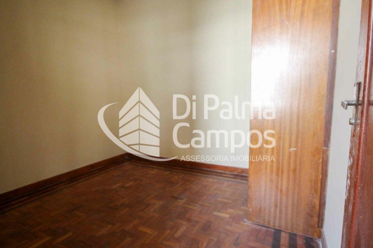 Casa residencial de 248m² com 3 quartos, 4 vagas para alugar no bairro Ipiranga