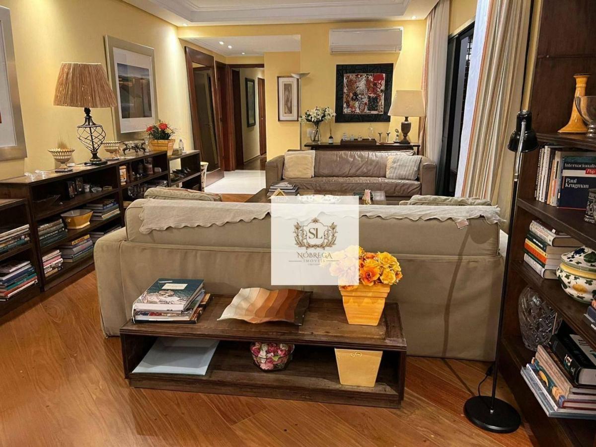 CAMPO BELO – APTO 205M2 – 4 DORM. – 3 SUÍTES – CLOSET -AR COND. – LAREIRA – AREA DE SERV. COMPLETO –