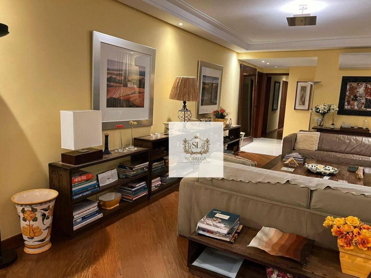 CAMPO BELO – APTO 205M2 – 4 DORM. – 3 SUÍTES – CLOSET -AR COND. – LAREIRA – AREA DE SERV. COMPLETO –