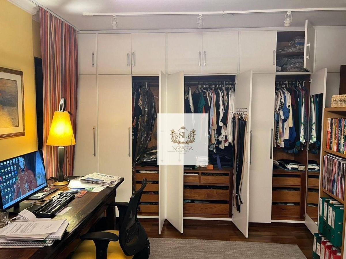 CAMPO BELO – APTO 205M2 – 4 DORM. – 3 SUÍTES – CLOSET -AR COND. – LAREIRA – AREA DE SERV. COMPLETO –