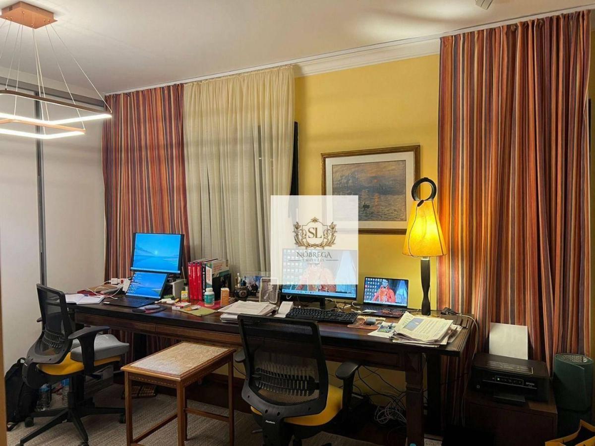 CAMPO BELO – APTO 205M2 – 4 DORM. – 3 SUÍTES – CLOSET -AR COND. – LAREIRA – AREA DE SERV. COMPLETO –