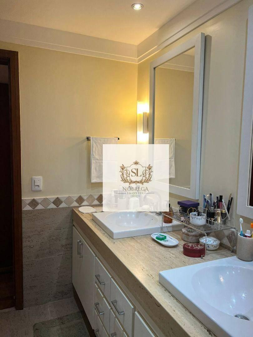 CAMPO BELO – APTO 205M2 – 4 DORM. – 3 SUÍTES – CLOSET -AR COND. – LAREIRA – AREA DE SERV. COMPLETO –
