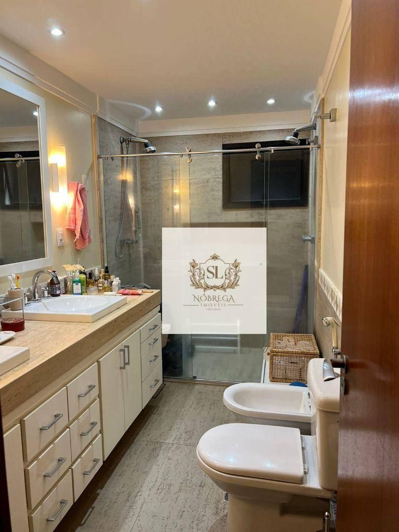 CAMPO BELO – APTO 205M2 – 4 DORM. – 3 SUÍTES – CLOSET -AR COND. – LAREIRA – AREA DE SERV. COMPLETO –
