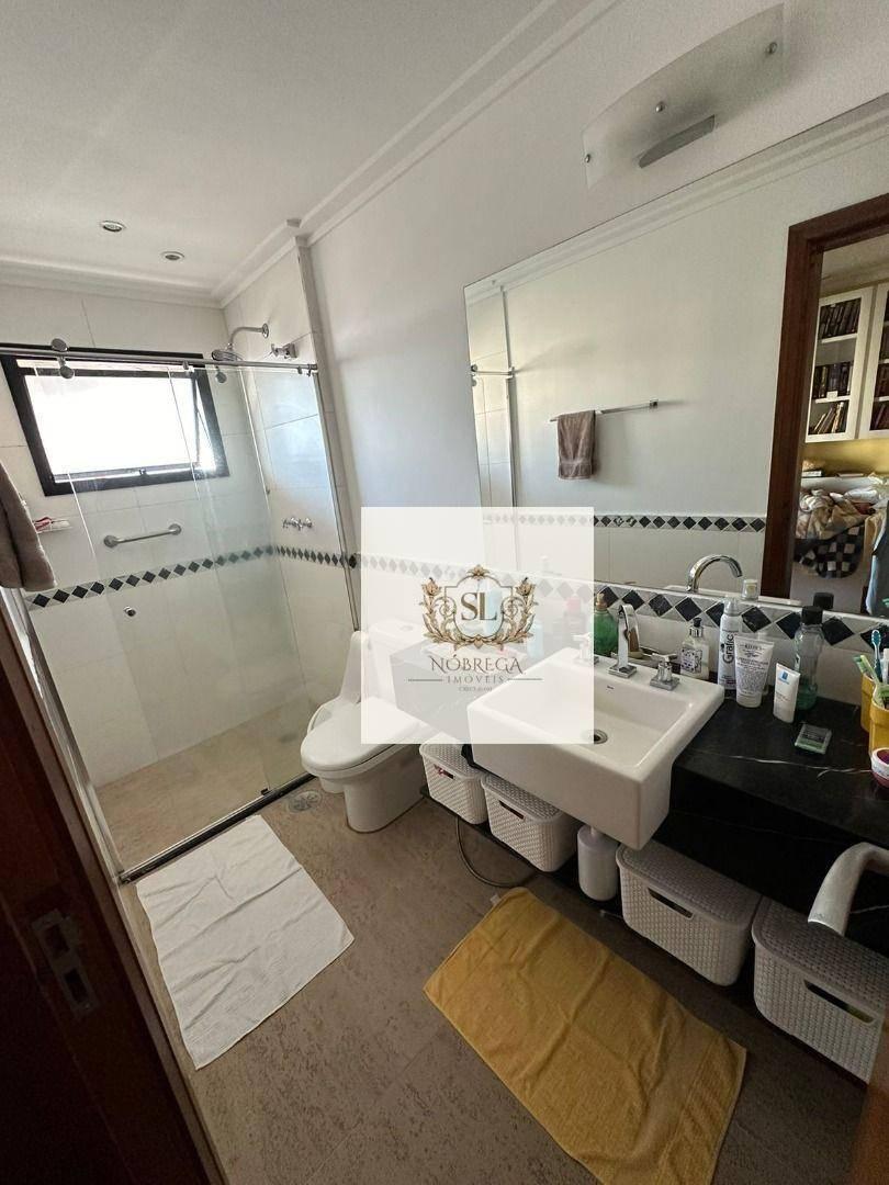 CAMPO BELO – APTO 205M2 – 4 DORM. – 3 SUÍTES – CLOSET -AR COND. – LAREIRA – AREA DE SERV. COMPLETO –