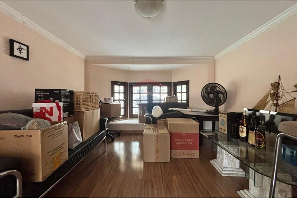 “Casa Espaçosa e Aconchegante, com 6 Quartos em São Paulo”