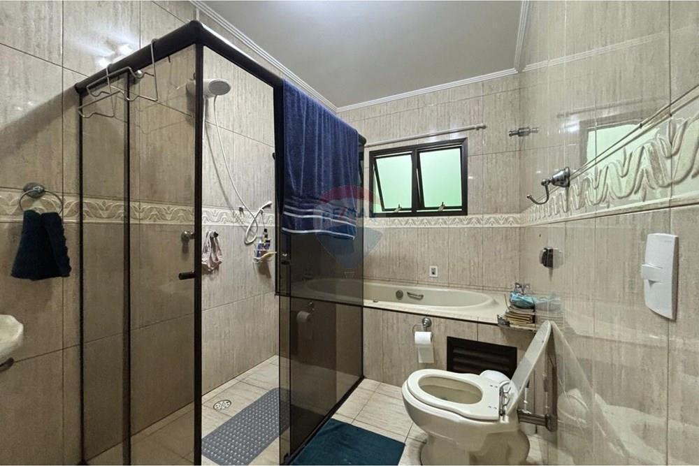 “Casa Espaçosa e Aconchegante, com 6 Quartos em São Paulo”