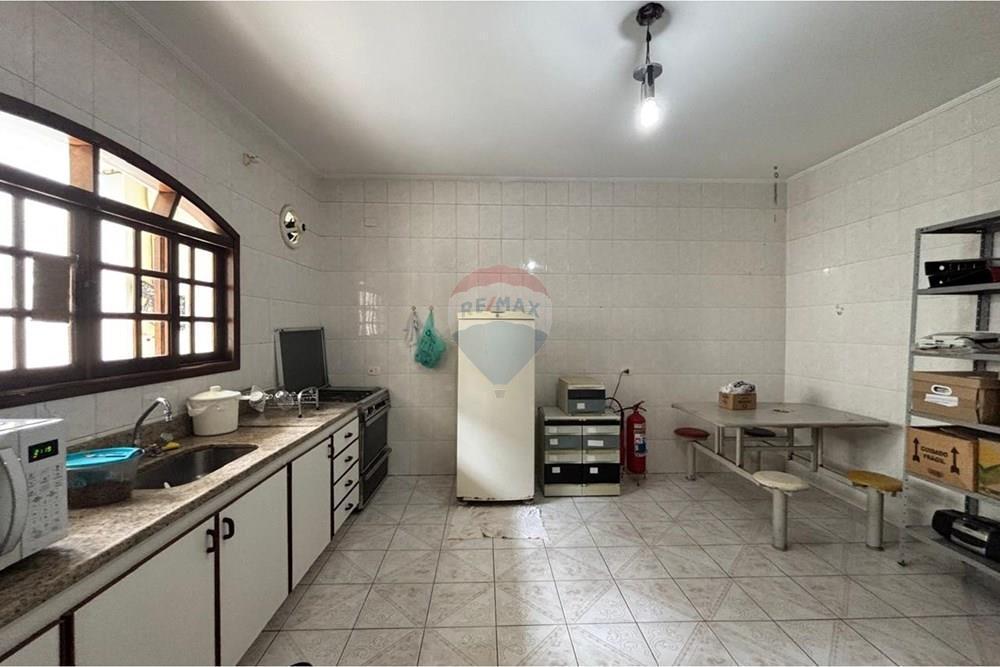 “Casa Espaçosa e Aconchegante, com 6 Quartos em São Paulo”