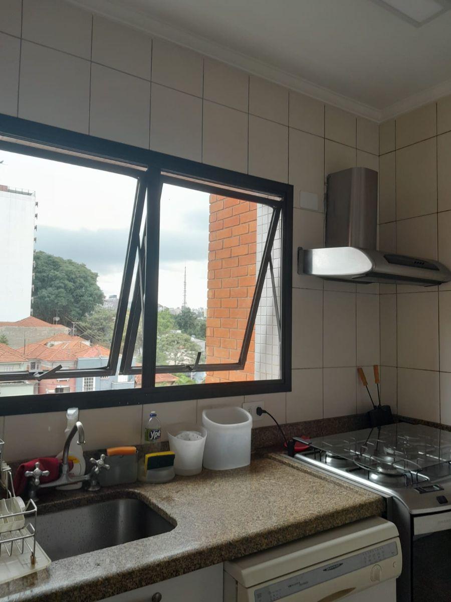 Apartamento com 180 m² e 4 quartos à venda em Perdizes
