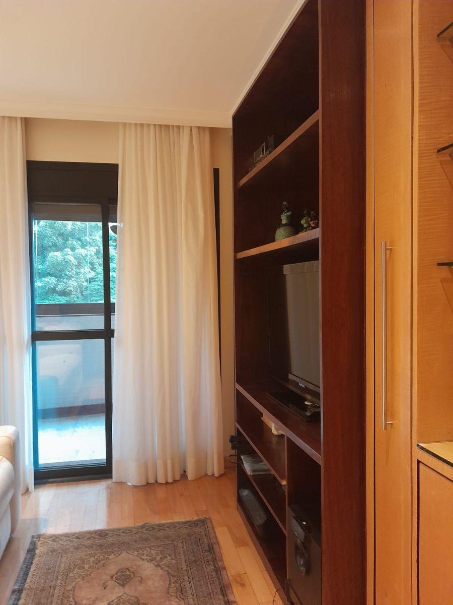 Apartamento com 180 m² e 4 quartos à venda em Perdizes
