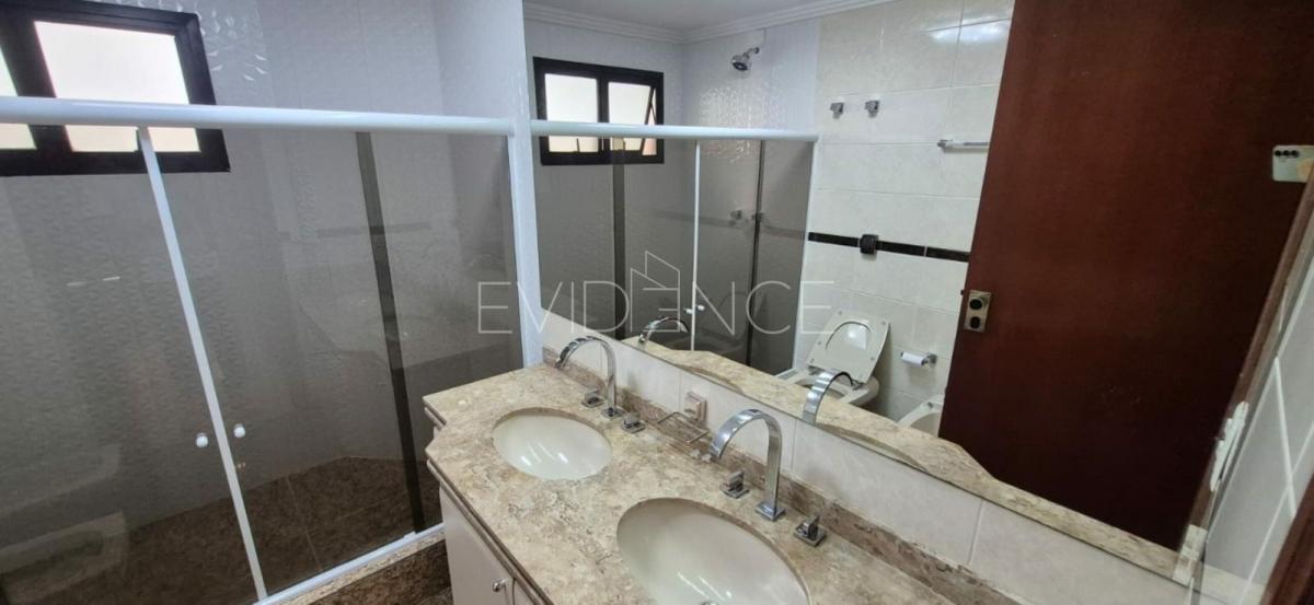Apartamento mobiliado com 3 dormitórios, suíte e 3 vagas no Jardim Anália Franco
