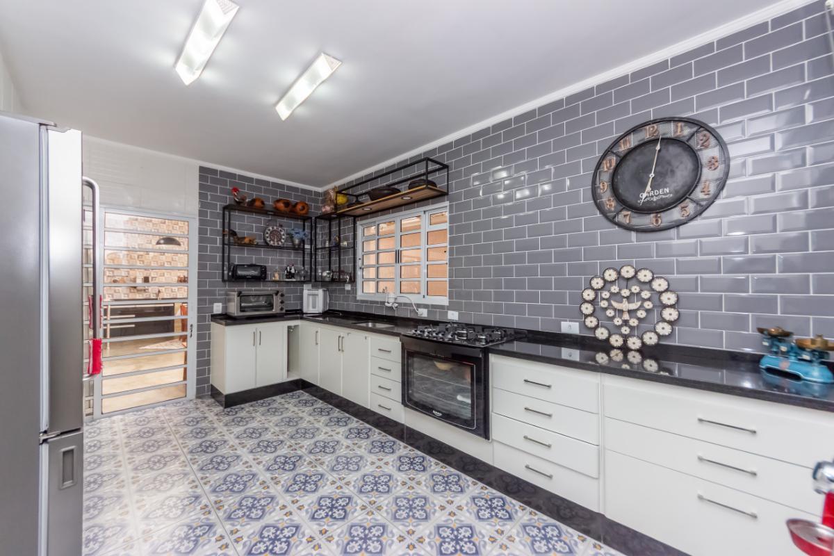 Atraente sobrado para venda em Vila Sônia com 3 quartos, sendo 1 suíte , 218m²