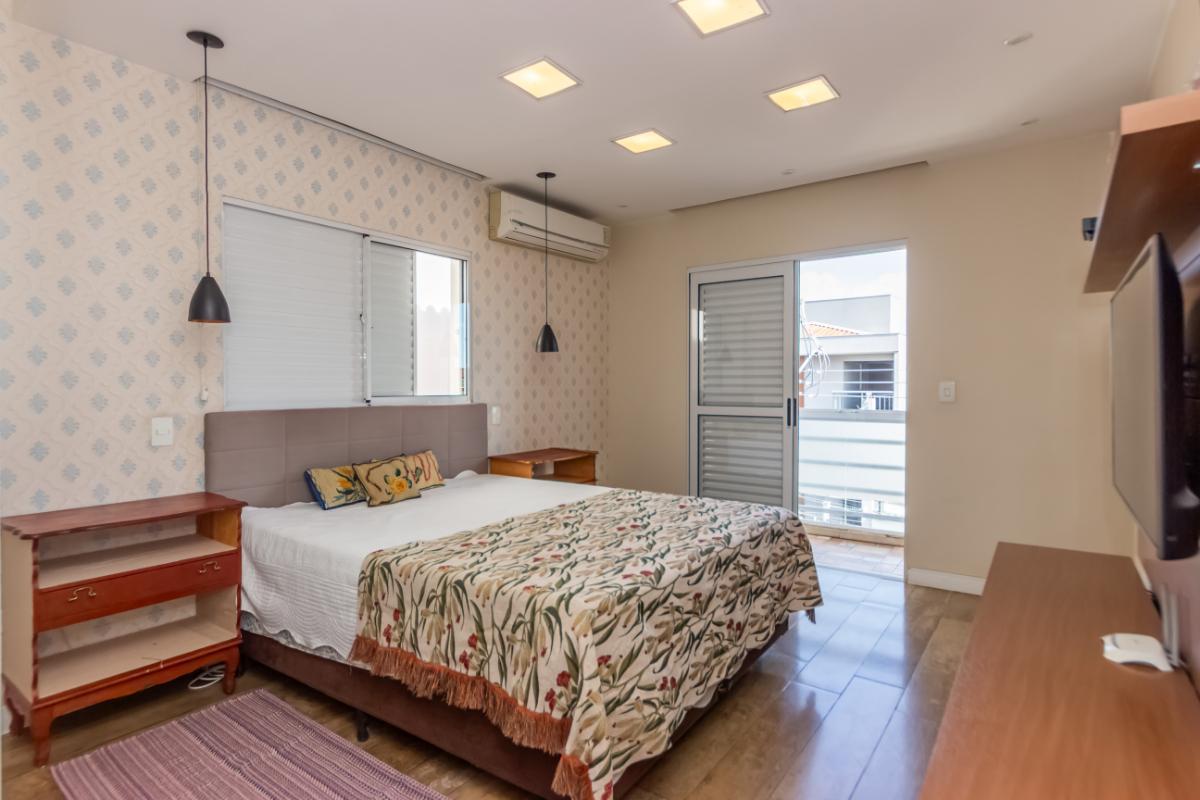Atraente sobrado para venda em Vila Sônia com 3 quartos, sendo 1 suíte , 218m²