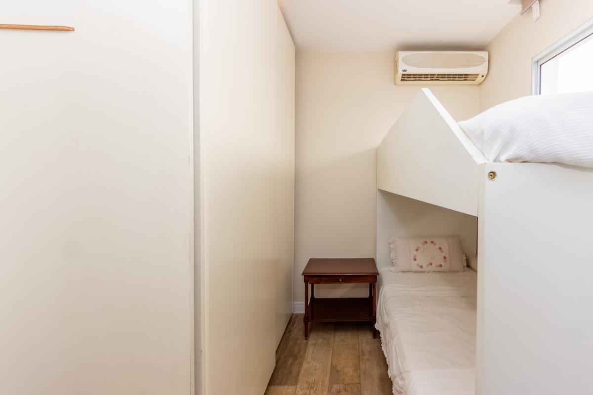 Atraente sobrado para venda em Vila Sônia com 3 quartos, sendo 1 suíte , 218m²