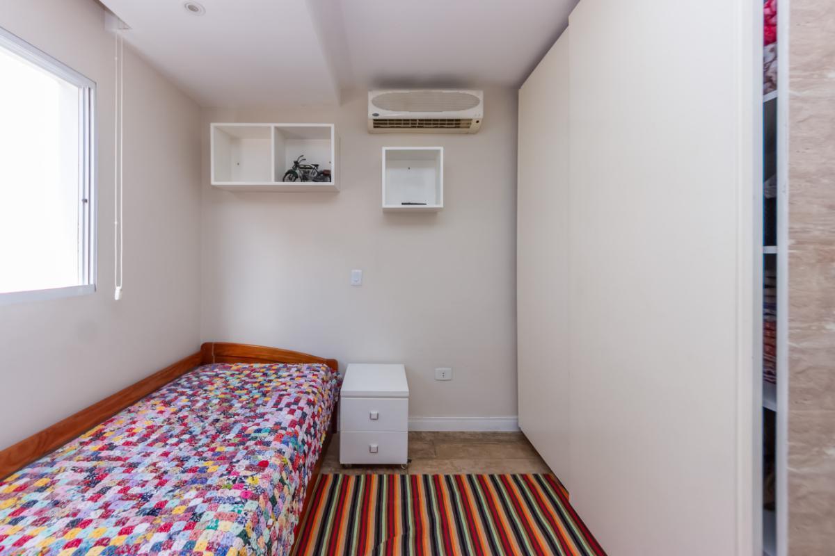 Atraente sobrado para venda em Vila Sônia com 3 quartos, sendo 1 suíte , 218m²