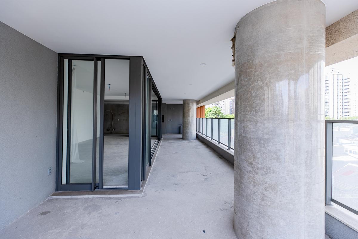 Sensacional apartamento para venda em Campo Belo com 3 quartos, sendo 3 suítes , 210m²