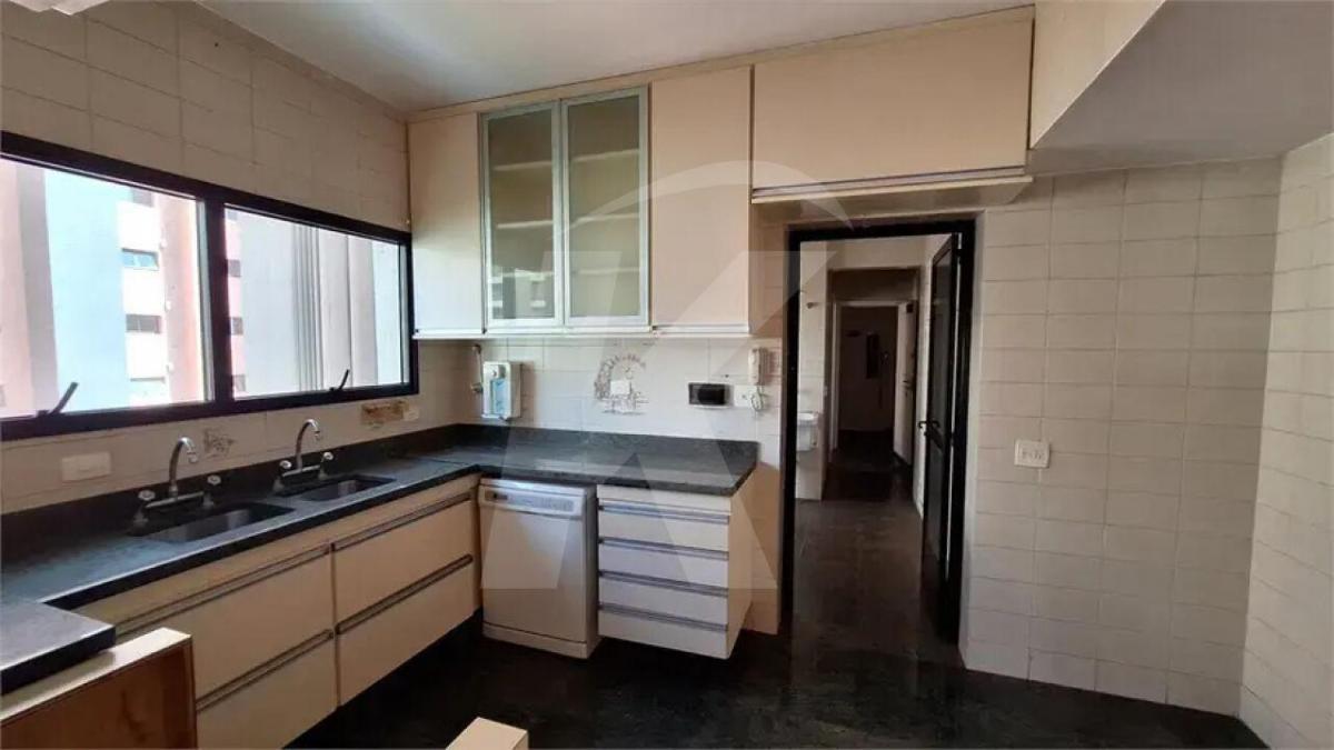 Apartamento 4 dormitórios 3 suítes 3 vagas 216m² Santana