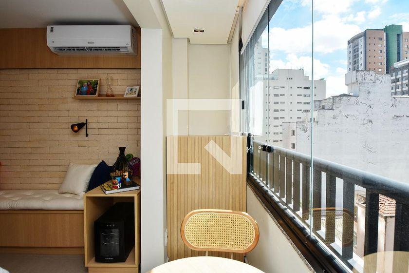 Apartamento para Aluguel – Pinheiros, 1 Quarto, 27 m2 – São Paulo