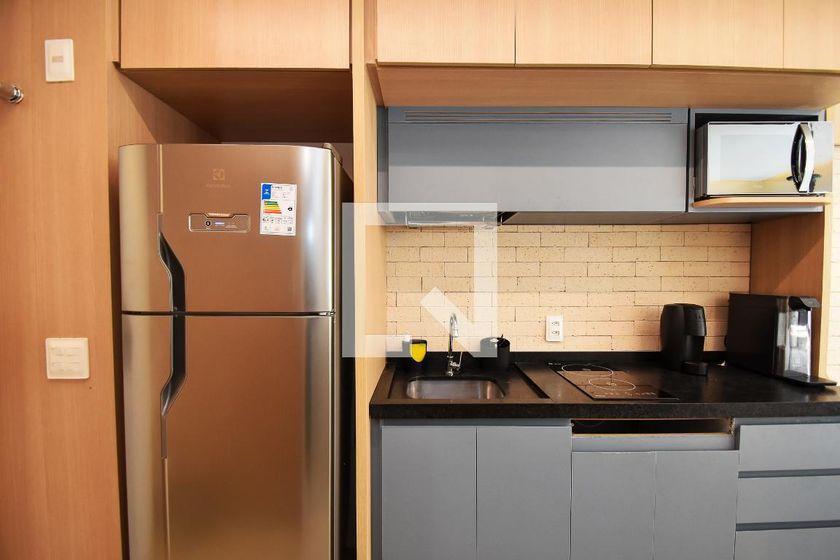 Apartamento para Aluguel – Pinheiros, 1 Quarto, 27 m2 – São Paulo