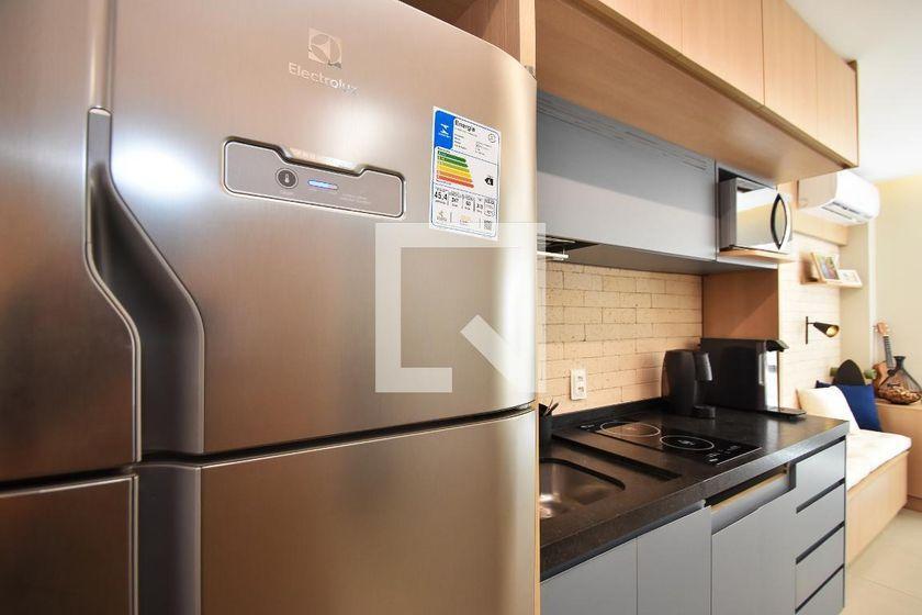 Apartamento para Aluguel – Pinheiros, 1 Quarto, 27 m2 – São Paulo