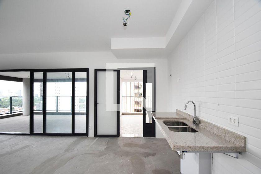 Apartamento à Venda – Pinheiros, 3 Quartos, 174 m² – São Paulo