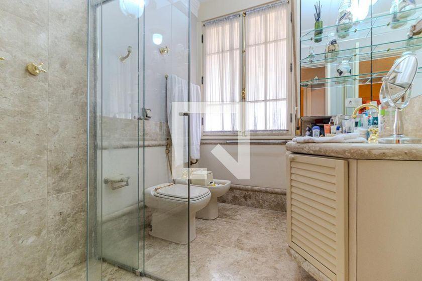 Apartamento à Venda – Higienópolis, 2 Quartos, 380 m² – São Paulo