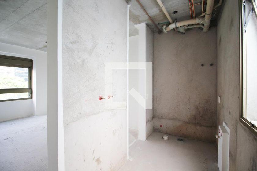 Apartamento à Venda – Itaim Bibi, 3 Quartos, 181 m² – São Paulo