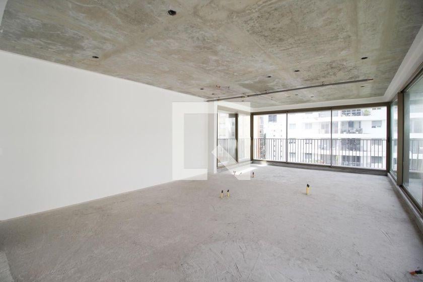 Apartamento à Venda – Itaim Bibi, 3 Quartos, 181 m² – São Paulo