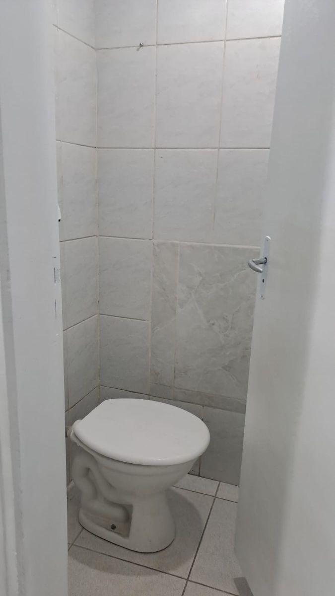 Comercial, 1 salão de 135 m² mais 3 banheiros, sala e Mezanino total de 175m², aluguel em Perdizes