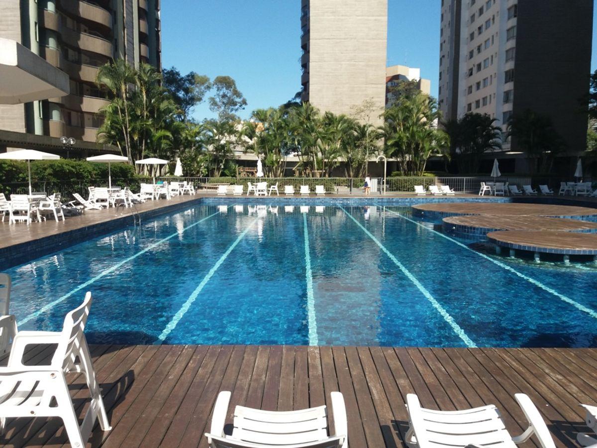 4 Suítes e Escritório – 220 Úteis – 2 Vagas + Depósito e Lazer de Clube