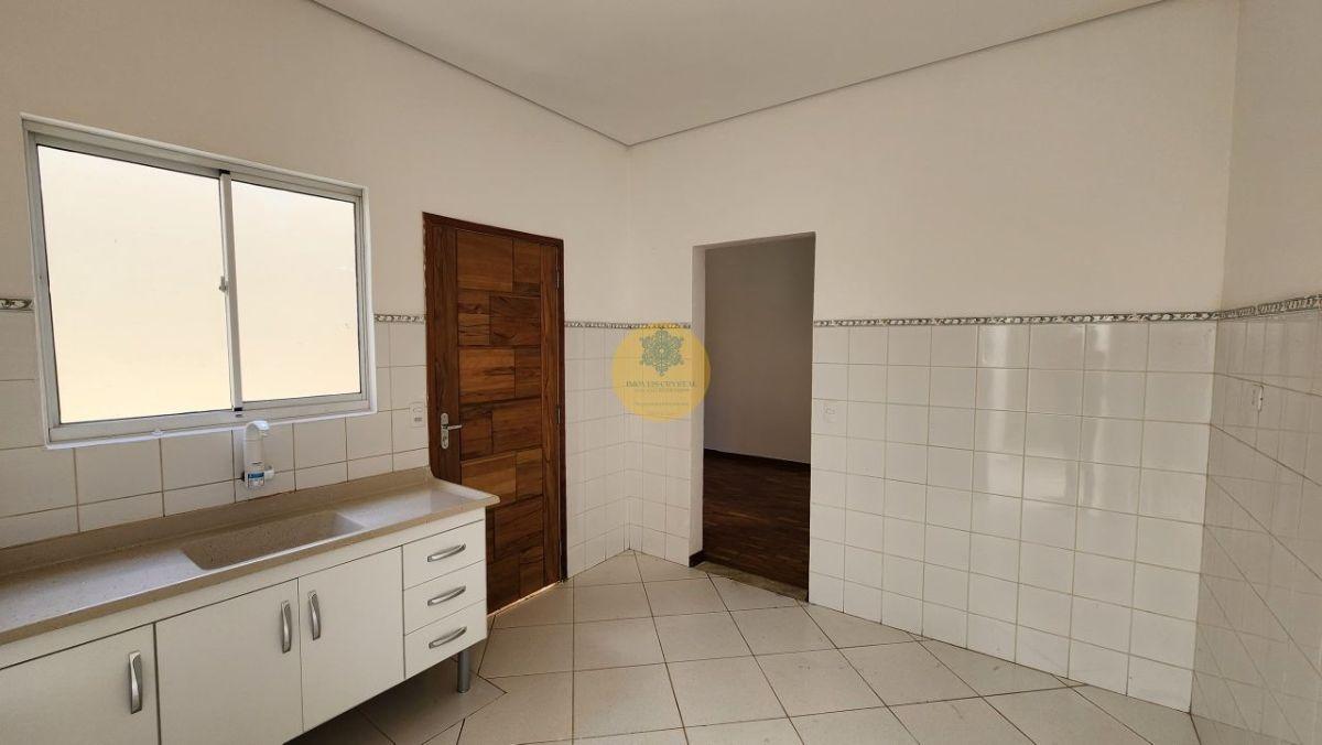 Casa térrea de 80 m² com 02 dormitórios para venda e locação na Vila Romana