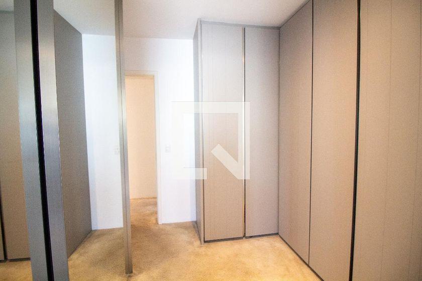 Apartamento à Venda – Brooklin, 3 Quartos, 185 m² – São Paulo