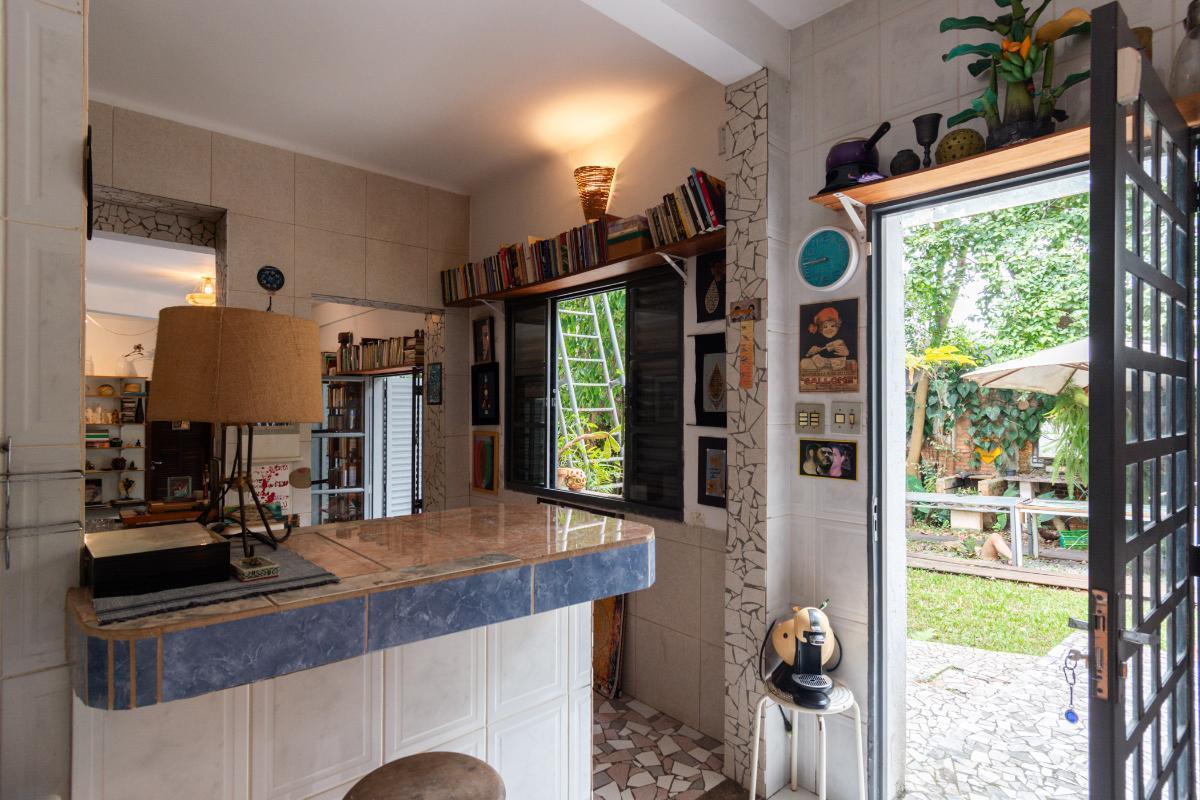 Aconchegante casa tipo para venda em Pacaembu com 5 quartos, sendo 2 suítes, 400m² – karinaugustinsk