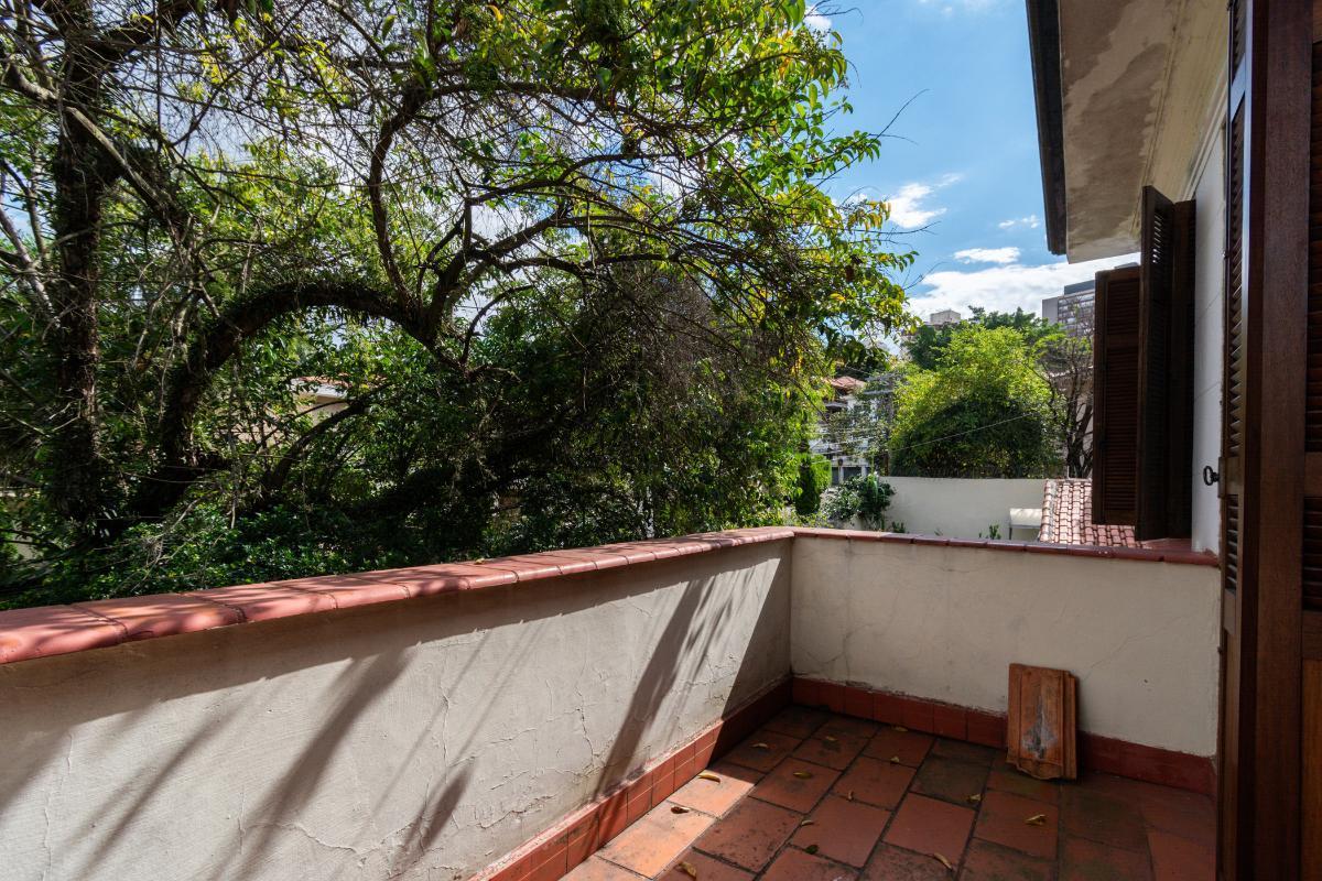 Aconchegante casa tipo para venda em Pacaembu com 5 quartos, sendo 2 suítes, 400m² – karinaugustinsk