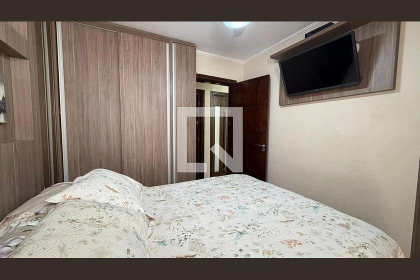 Casa à Venda – Fazenda Aricanduva, 3 Quartos, 92 m² – São Paulo