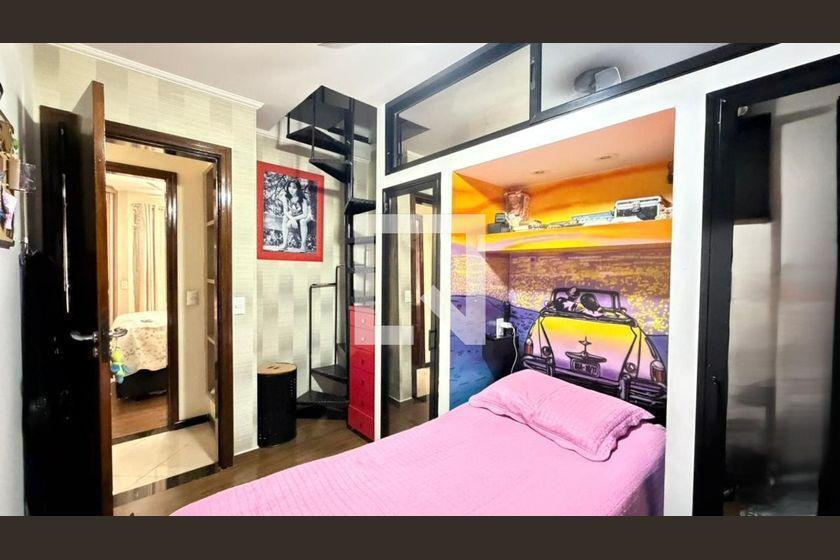 Casa à Venda – Fazenda Aricanduva, 3 Quartos, 92 m² – São Paulo