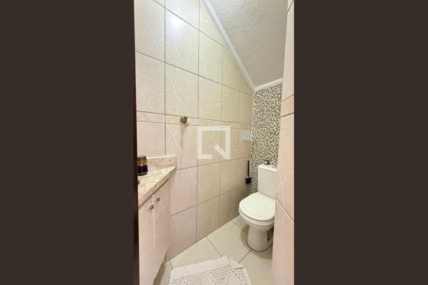 Casa à Venda – Fazenda Aricanduva, 3 Quartos, 92 m² – São Paulo