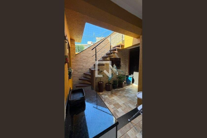 Casa à Venda – Fazenda Aricanduva, 3 Quartos, 92 m² – São Paulo
